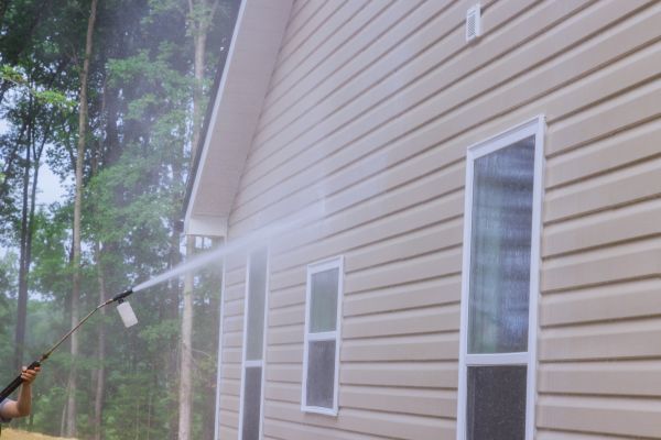 House Washing in Mission Viejo