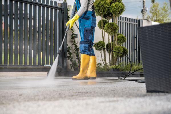 Driveway Power Washing in Mission Viejo