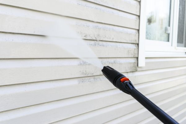 Siding Power Washing in Mission Viejo