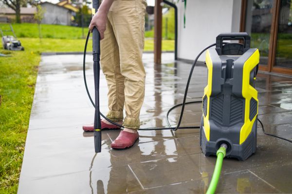 Porch Pressure Washing in Mission Viejo