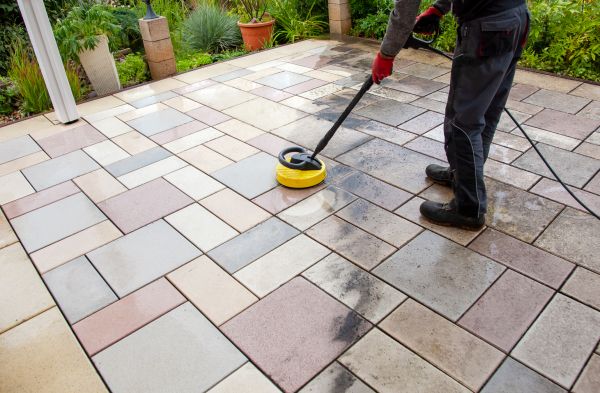 Patio Washing in Mission Viejo