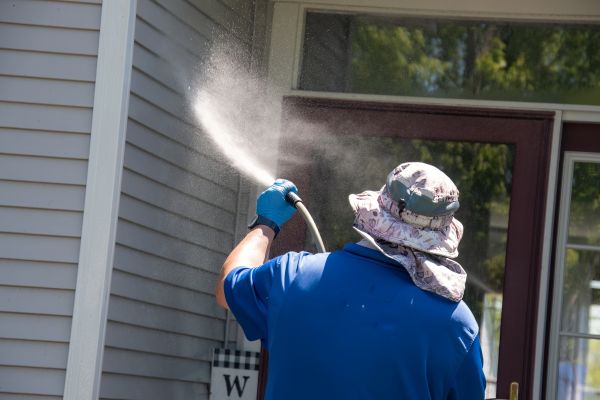 Siding Pressure Washing in Mission Viejo